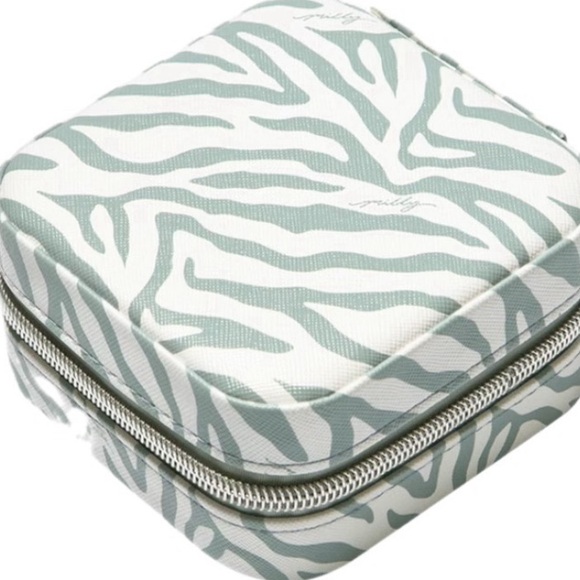 NWT MILLY TRAVELING JEWELRY 💍 CASE - BLUE 🩵 & WHITE 🤍 🦓, OS, BNWT - Picture 2 of 15